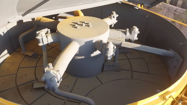 Inside a mixer: arms and paddles